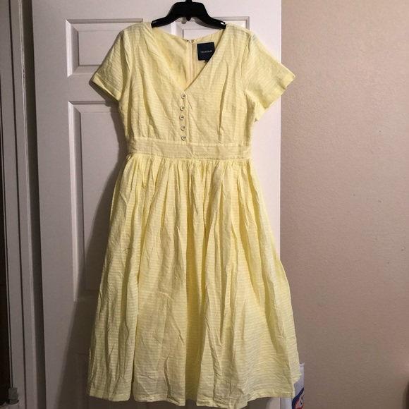 Modcloth Dresses & Skirts - ModCloth Fabulous Fit and Flair Dress Sz 6